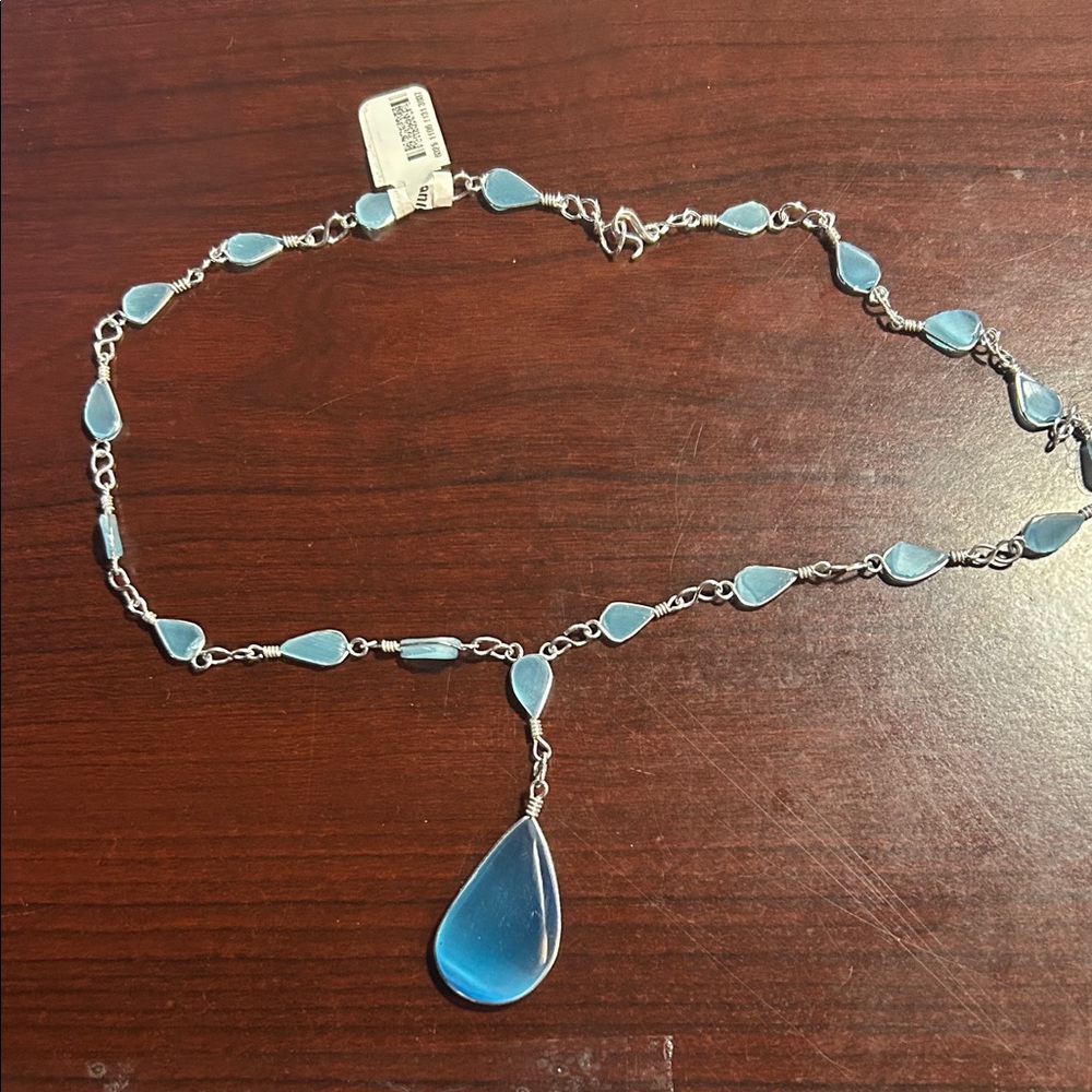 Elegant Blue Teardrop Necklace